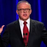 Australia expels Iranian diplomats