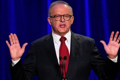 Australia expels Iranian diplomats