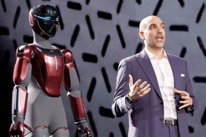 Gene.01 humanoid robot