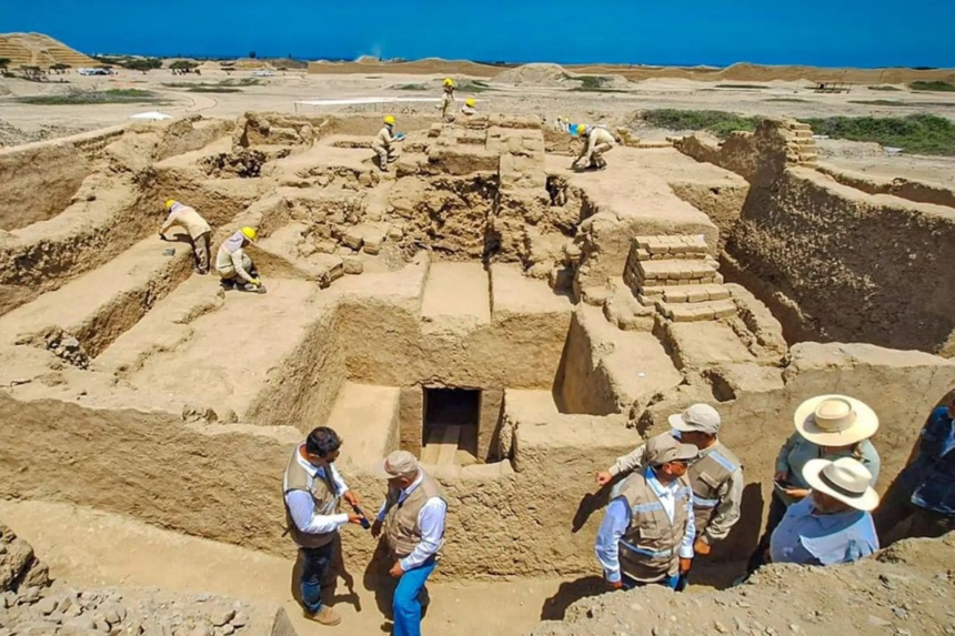 Chimú tomb